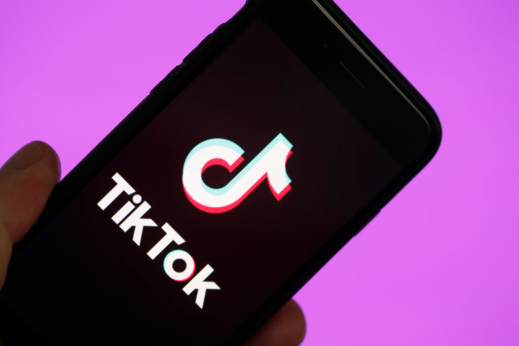 Como Remover a Marca d'Água do TikTok em 2025: Guia Completo para Android, iPhone e PC