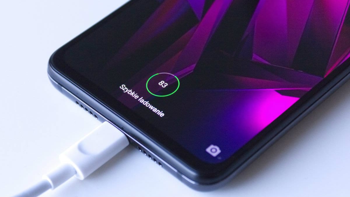 Celular Xiaomi com carregamento rápido de 100W no próximo mês (rumor)