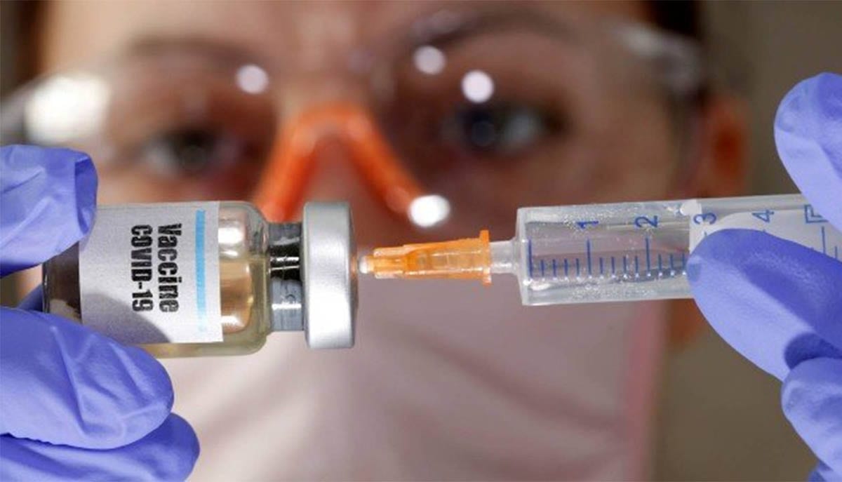 EUA dispensa o uso de máscaras por pessoas imunizadas