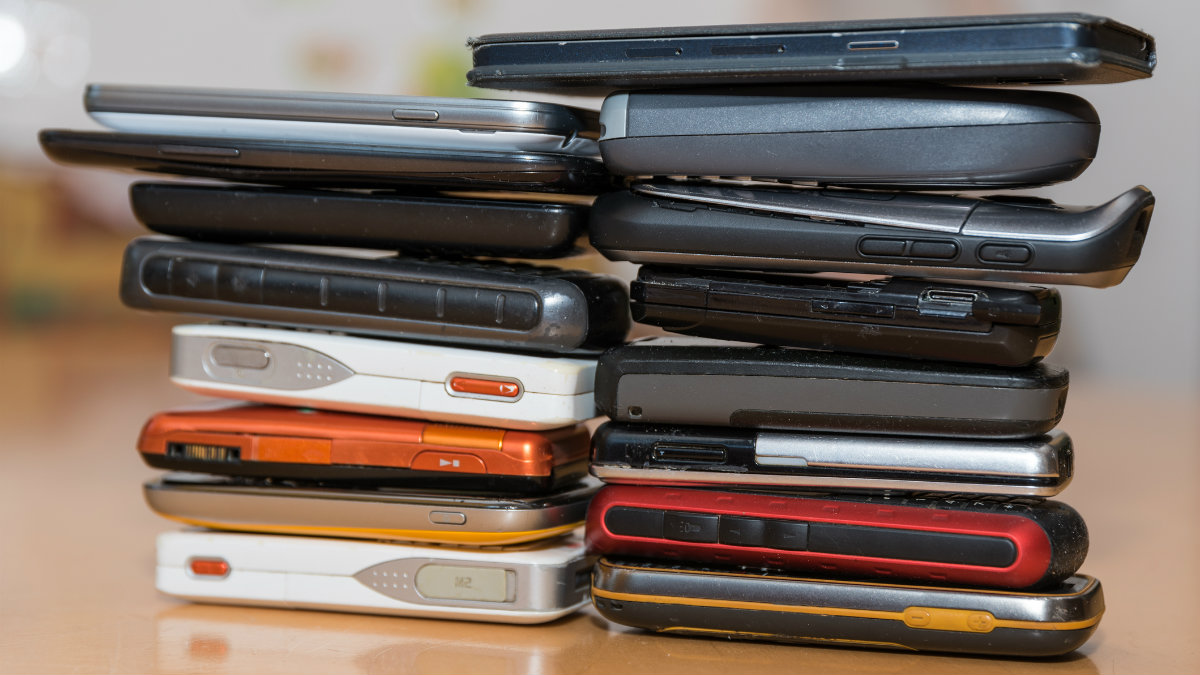 10 Ideias Criativas para Reutilizar seu Celular Antigo em 2025 (Você Não Vai Acreditar na #7!)