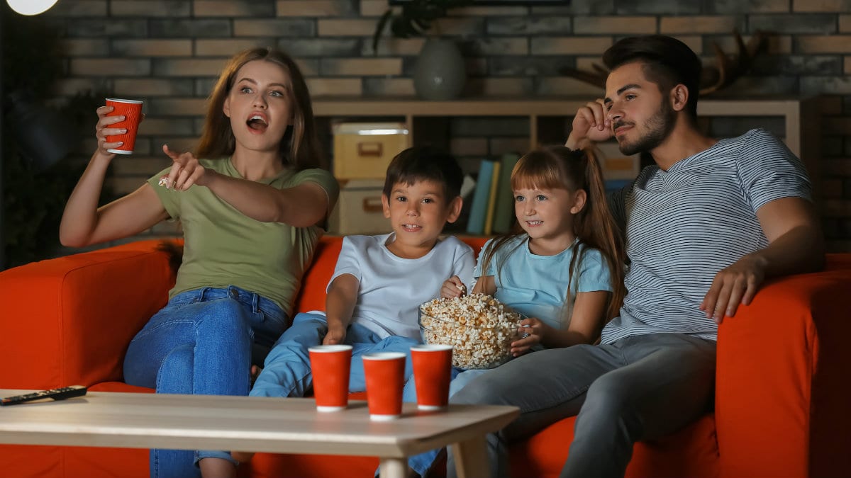 'Como faço para exibir fotos na minha TV?'