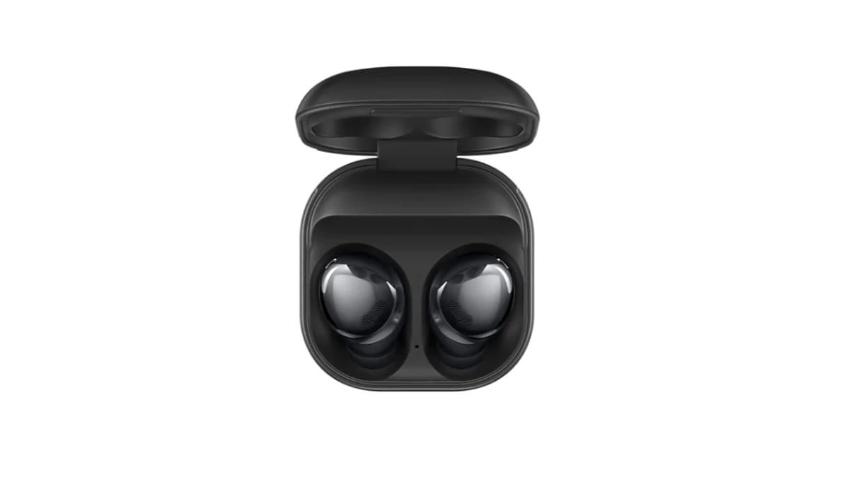 Na imagem vemos os Samsung Galaxy Buds Pro na cor preta, os novos fones possuem novas funções impressionantes