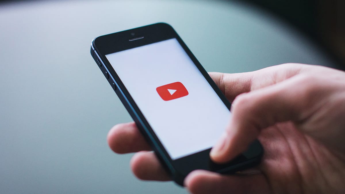 Como reproduzir vídeos do Youtube em segundo plano? 2 modos