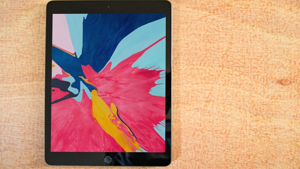 Na imagem é exibido um iPad
