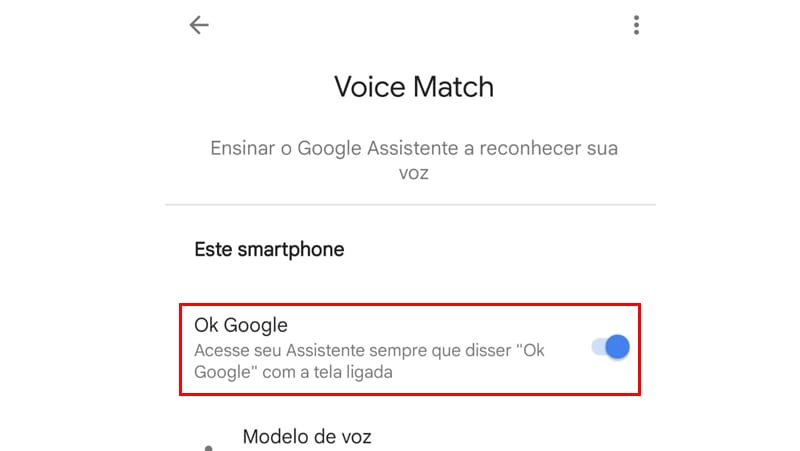 Para ativar e desativar o ok google toque na seção mostrada na imagem