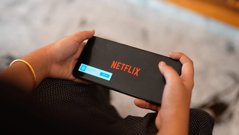 use o telefone da netflix para entrar em contato
