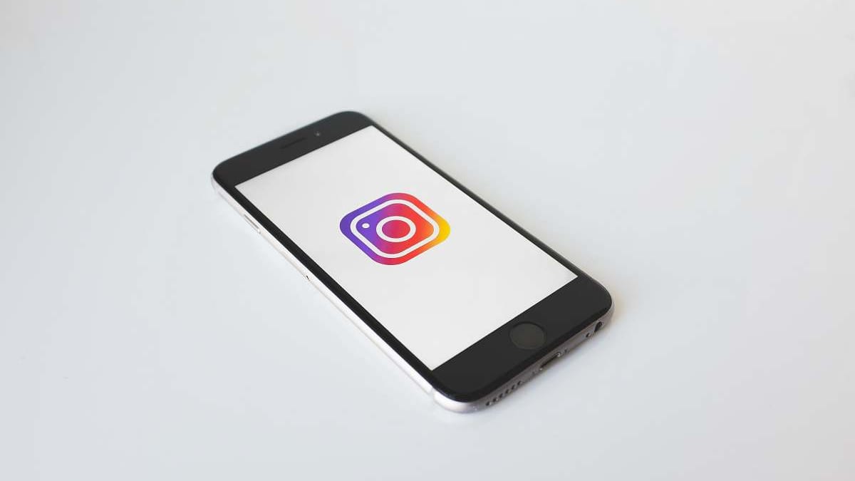 Como baixar video do instagram [Posts, Stories e IGTV]]