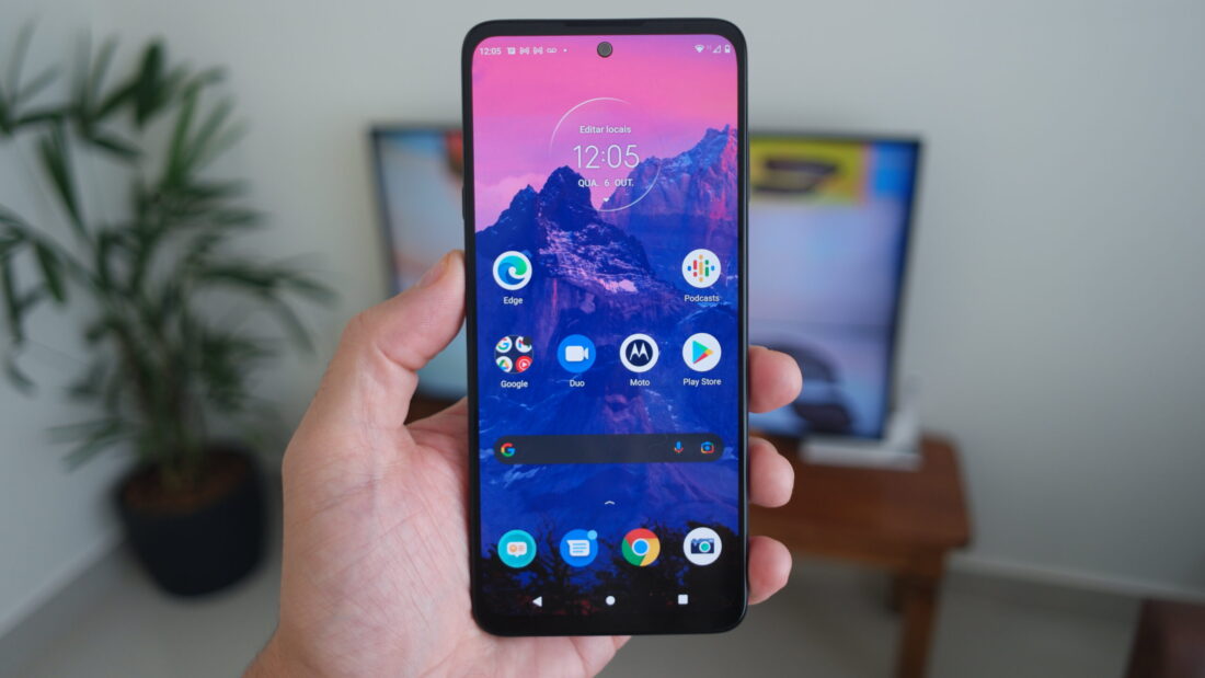 Review Motorola Edge 20 Lite: poderia ser muito bom, poderia...
