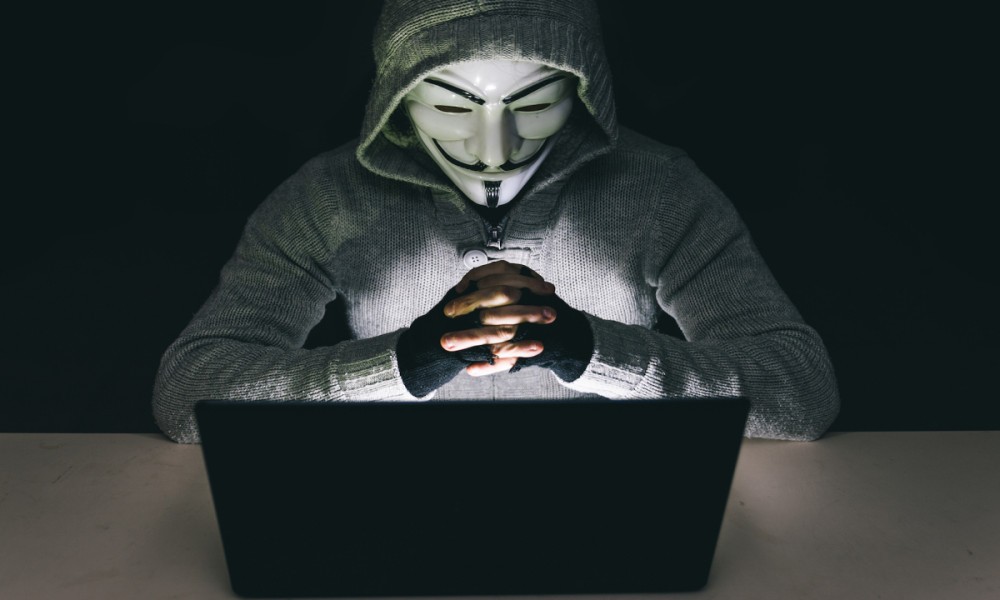 Hacker: o que é e o que faz [e diferenças para Cracker]