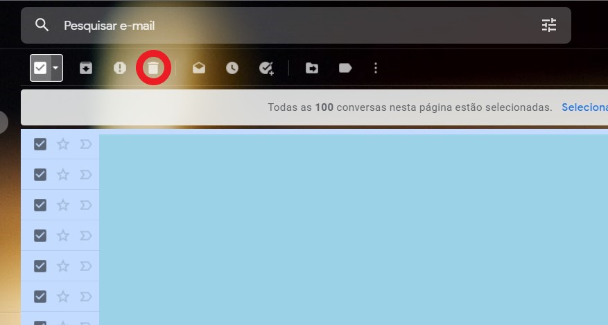 Clique sobre o icone de lixeira na parte superior da tela