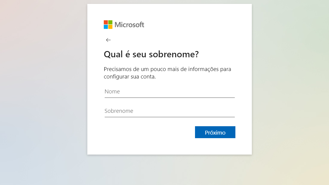 Logo em seguida coloque o nome e sobrenome