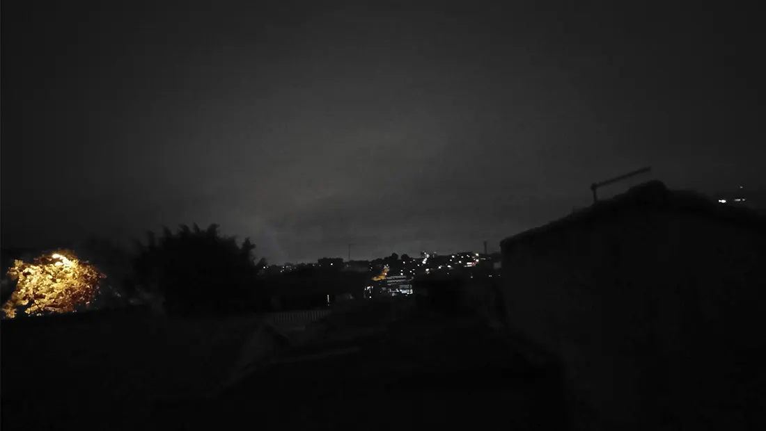 Poucos detalhes e efeitos nas fotos noturnas
