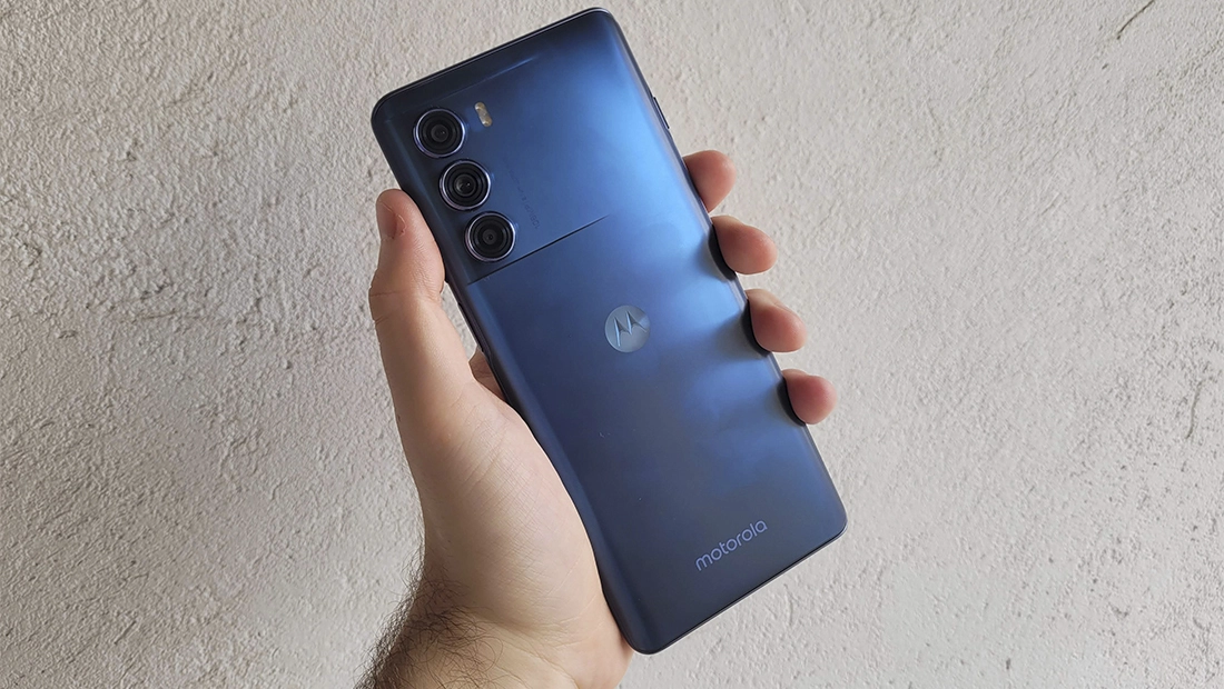Review moto g200 5G: "topo de linha" poderoso que custa caro