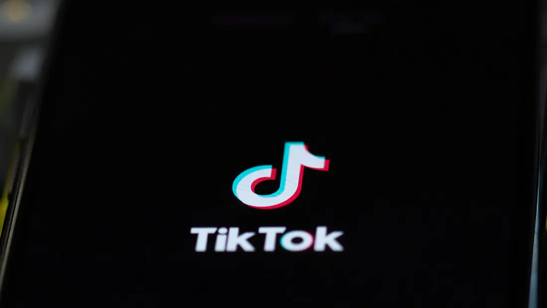 O que é o TikTok e como ele funciona? Conheça mais o app