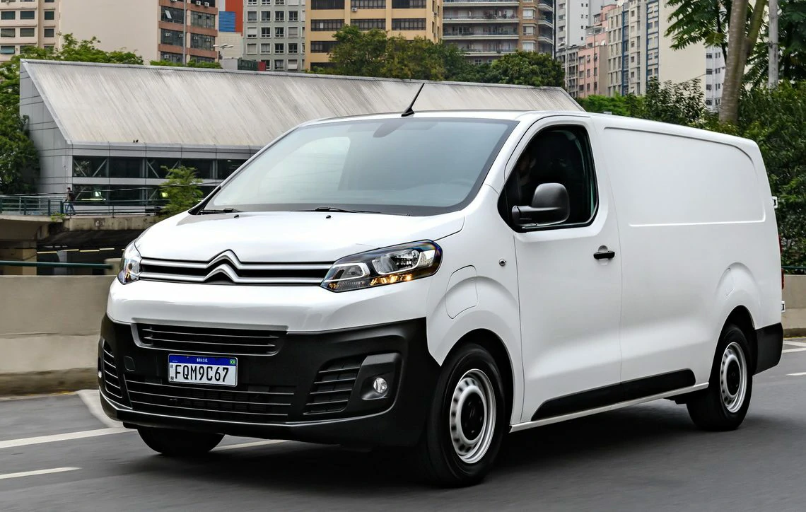 15. Citroën e-Jumpy - Quanto custa um carro elétrico 15. Citroën e-Jumpy - Quanto custa um carro elétrico