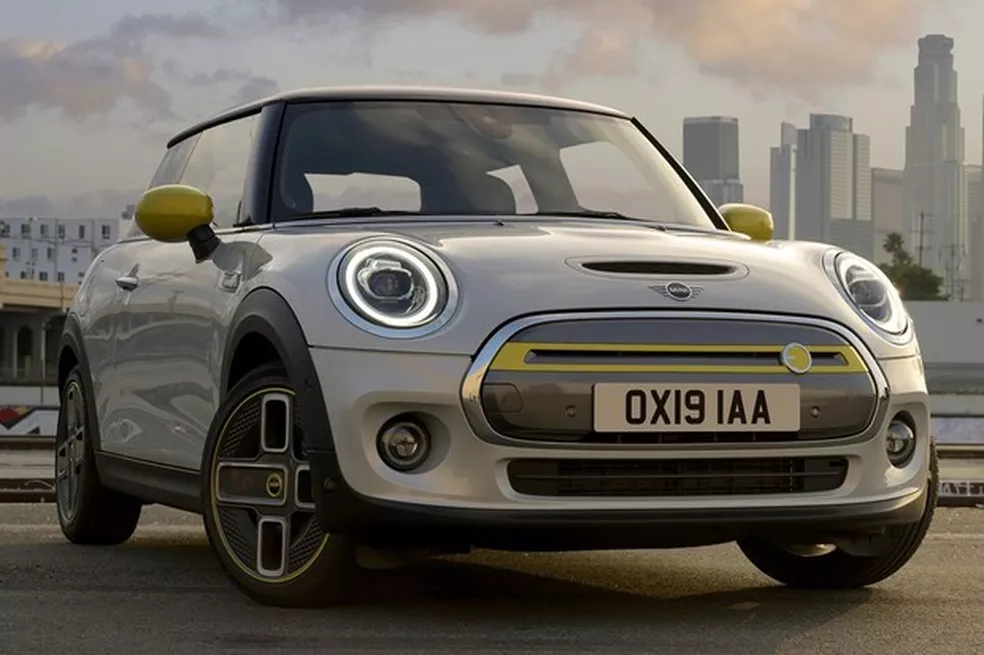 7. Mini Cooper SE - Quanto custa um carro elétrico 7. Mini Cooper SE - Quanto custa um carro elétrico
