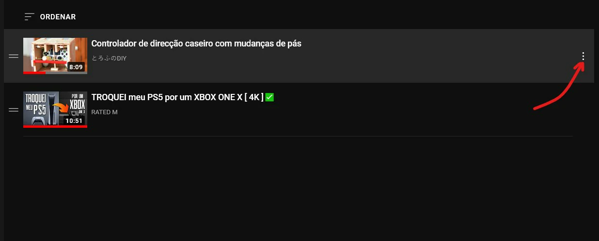 Clique no ícone ao lado do vídeo - Como deletar uma playlist do YouTube