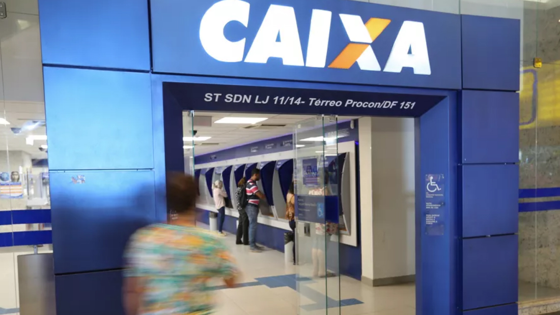 Você terá que ir em uma agência com celular e app