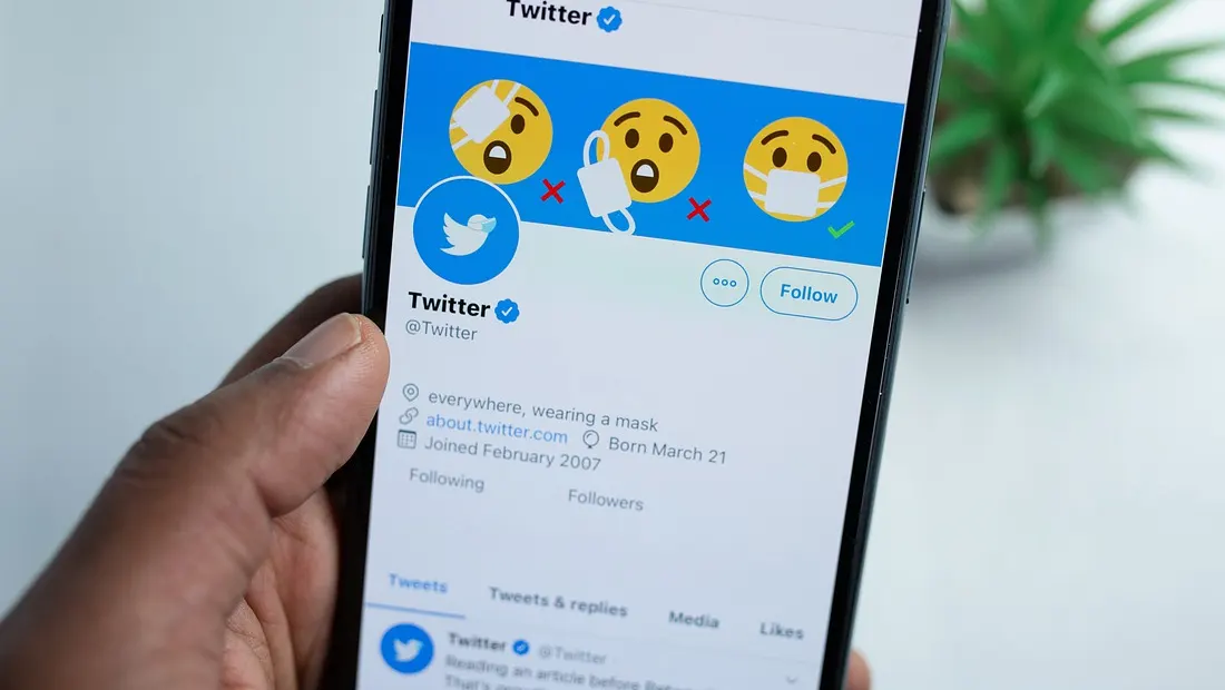 Como remover seguidores do twitter no computador e celular