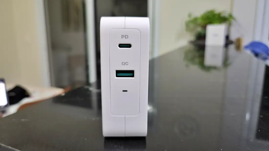 Carregador Kodol 140W duas saídas