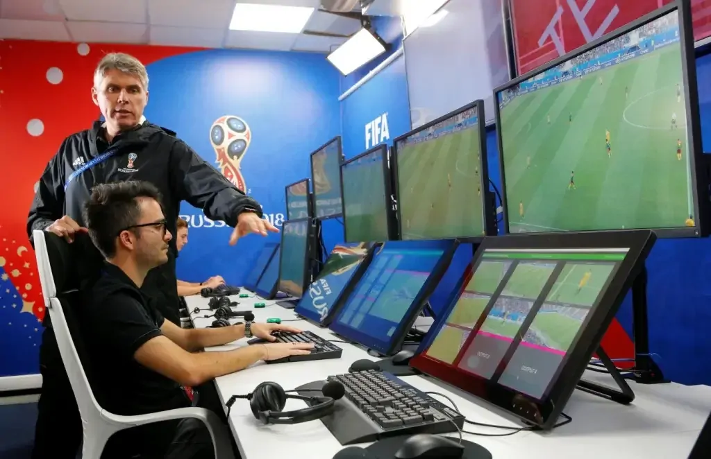 Assistência em vídeo - O que é VAR Sistema de arbitragem da copa