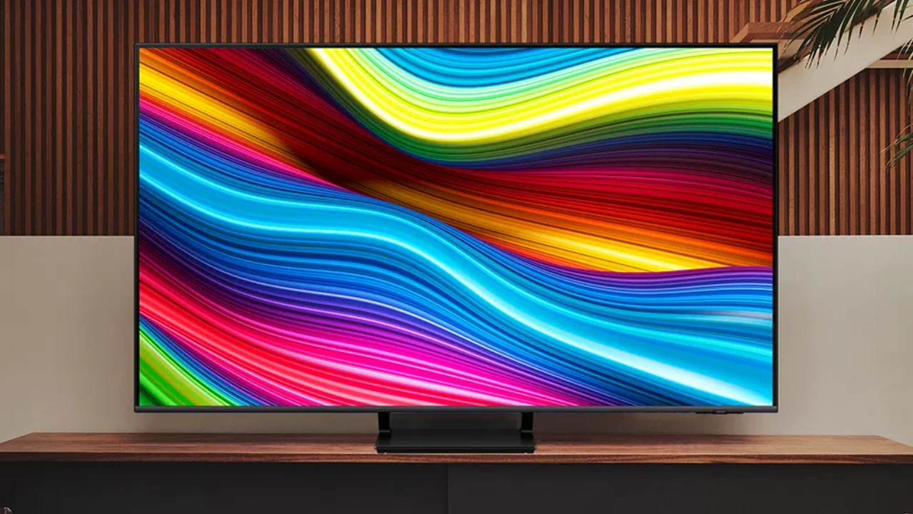 Review TV Samsung Q70C: combina design com perfomance