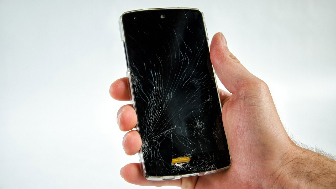 celular usado quebrado