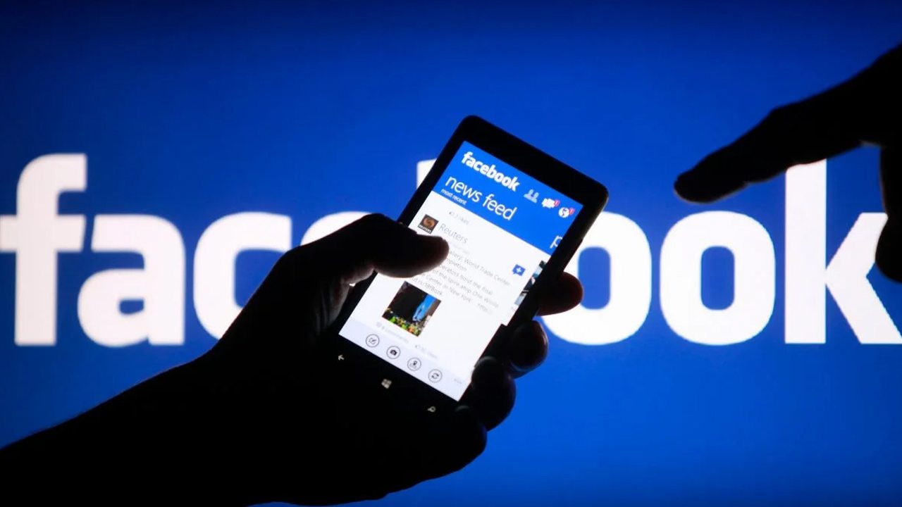 Como mudar nome de uma página do Facebook [fã page]