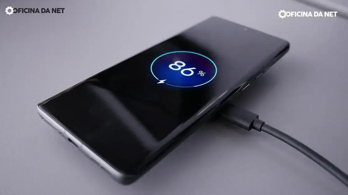Motorola Edge 50: Descubra a duração real da bateria em nossos testes!