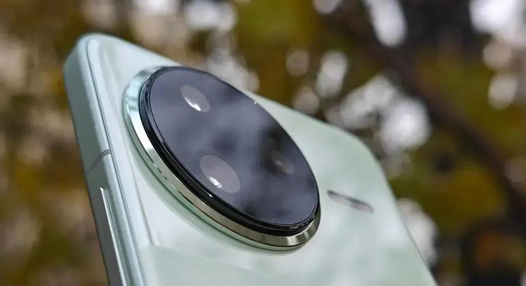 POCO F7 Ultra: Amostras de Câmera Mostram Qualidade em Todas as Lentes