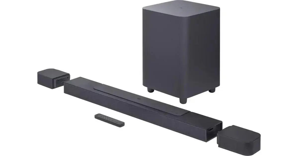 JBL Bar 700: A soundbar com alto-falantes destacáveis