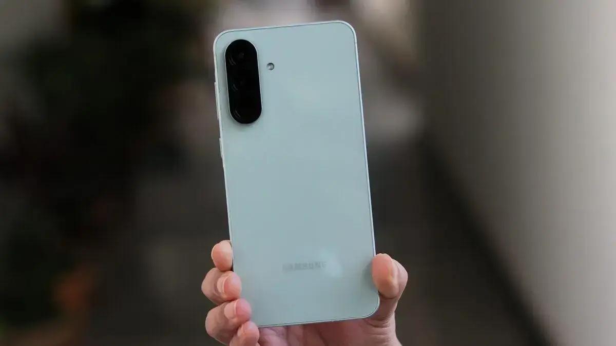 Melhores celulares Android baratos da Samsung em 2025