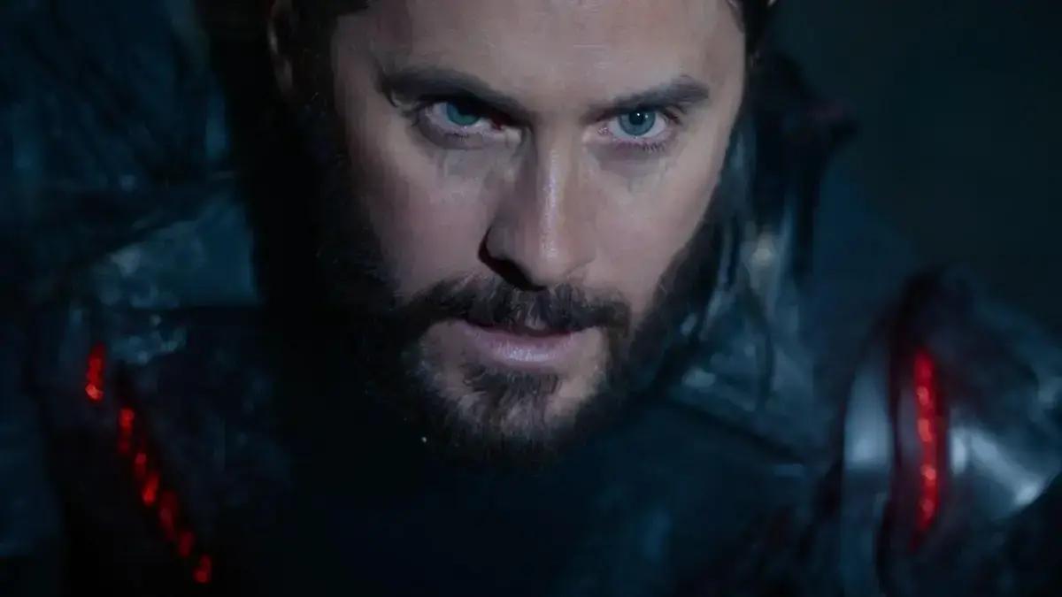 Jared Leto abandona o mundo digital no trailer cheio de lasers de ‘Tron: Ares’