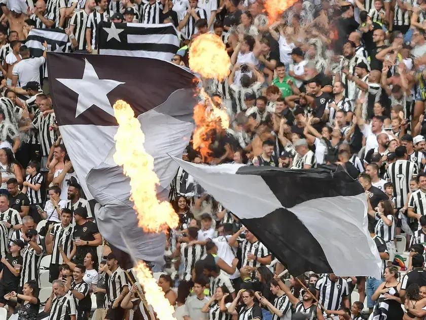 Saiba onde assistir Botafogo x São Paulo ao vivo e não perca a emoção do jogo