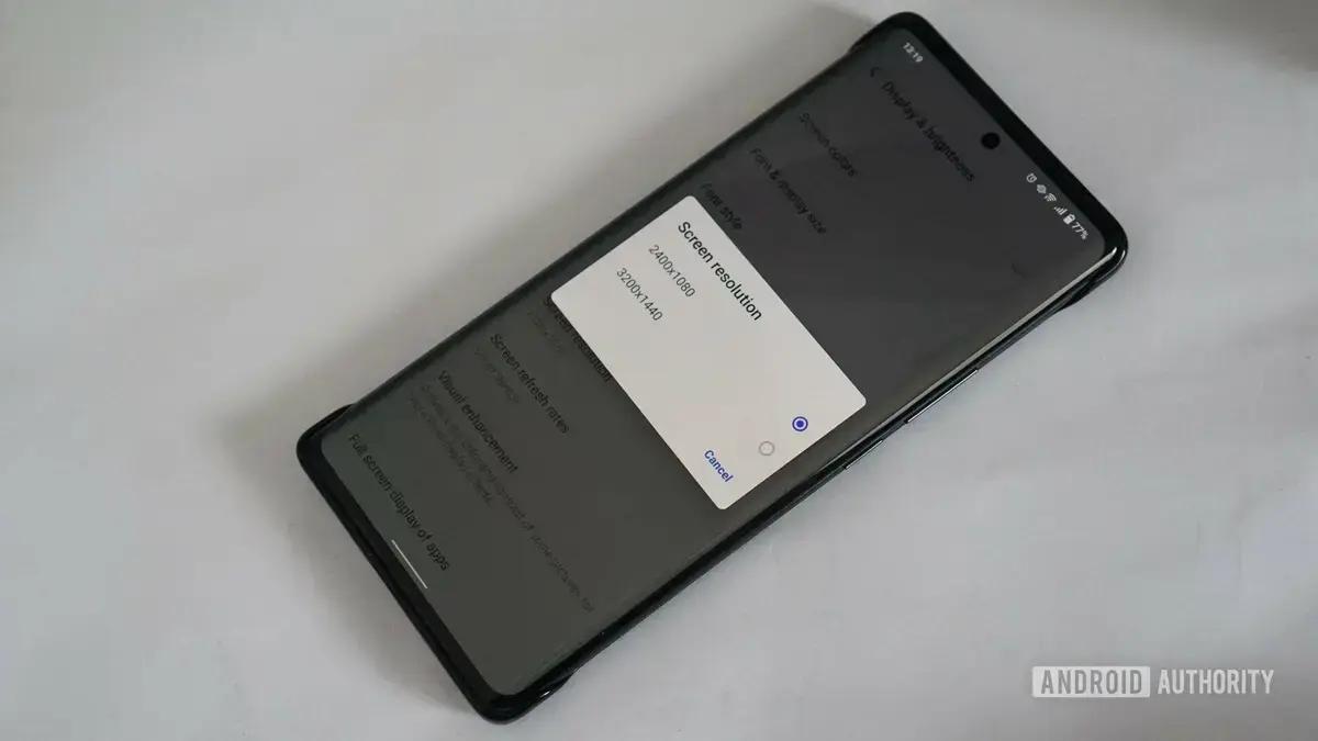 Você consegue notar a diferença entre resoluções FHD e QHD no seu celular?