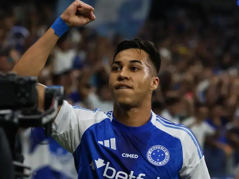 Descubra onde assistir Mushuc Runa x Cruzeiro ao vivo e não perder nenhum lance