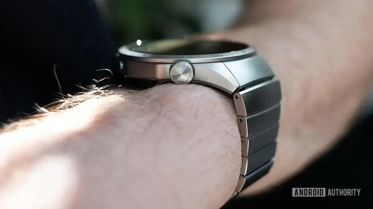 Tatuagem atrapalha leitura do smartwatch? Veja soluções simples
