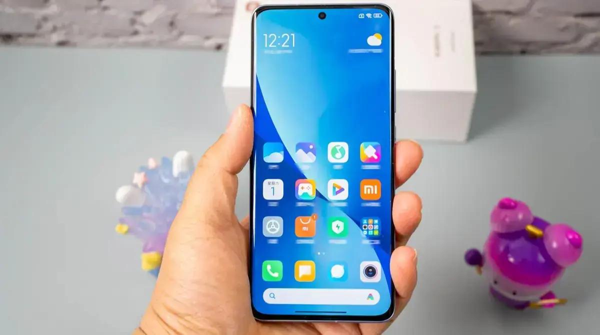 Atualização do HyperOS 2.2 da Xiaomi está quase completa
