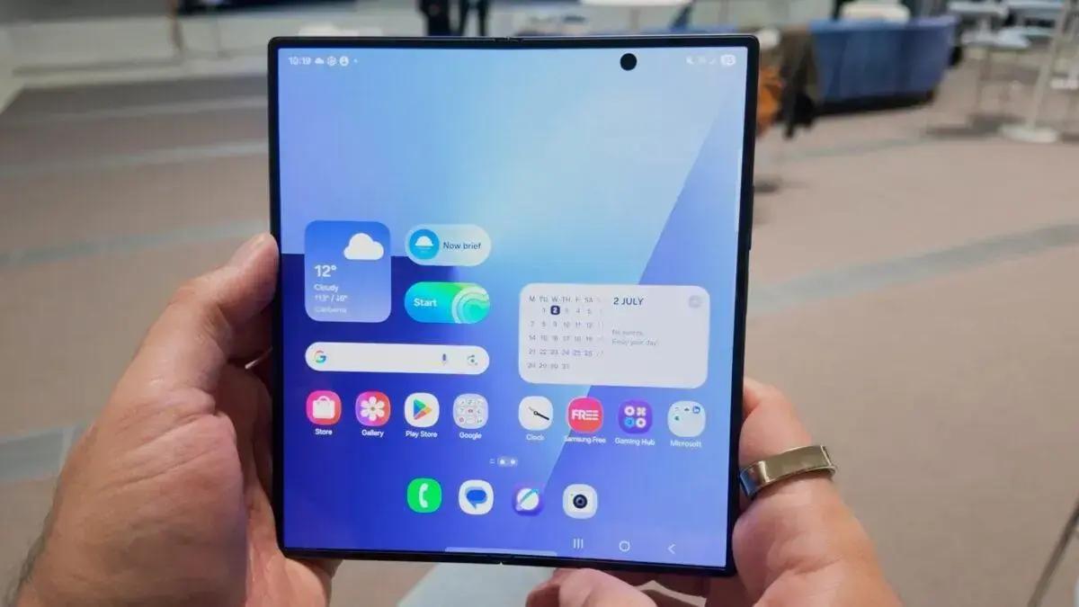 Teste de durabilidade do Galaxy Z Fold 7 mostra resistência a condições extremas