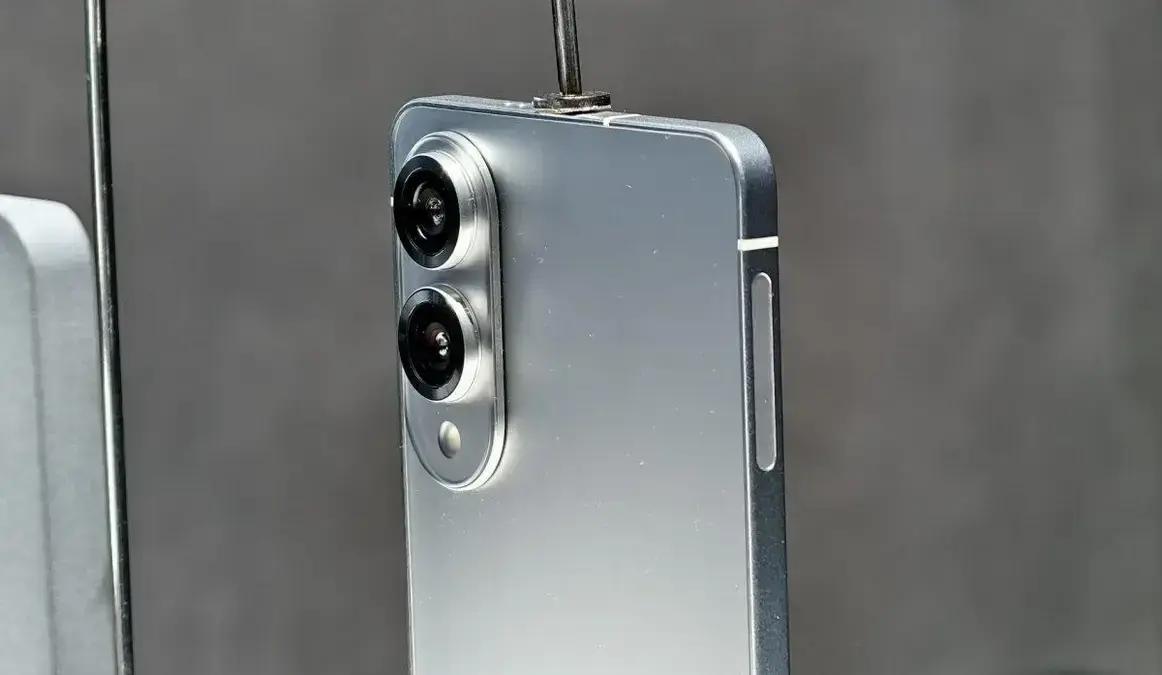 Rumores apontam tela maior e nova tecnologia no Galaxy S26 Ultra