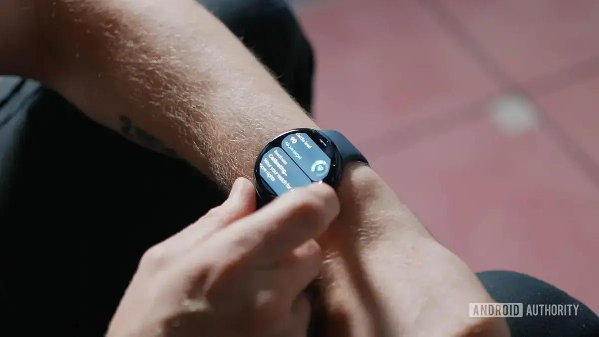 Google Pixel Watch 4 traz processador atualizado e bateria que dura até 72 horas