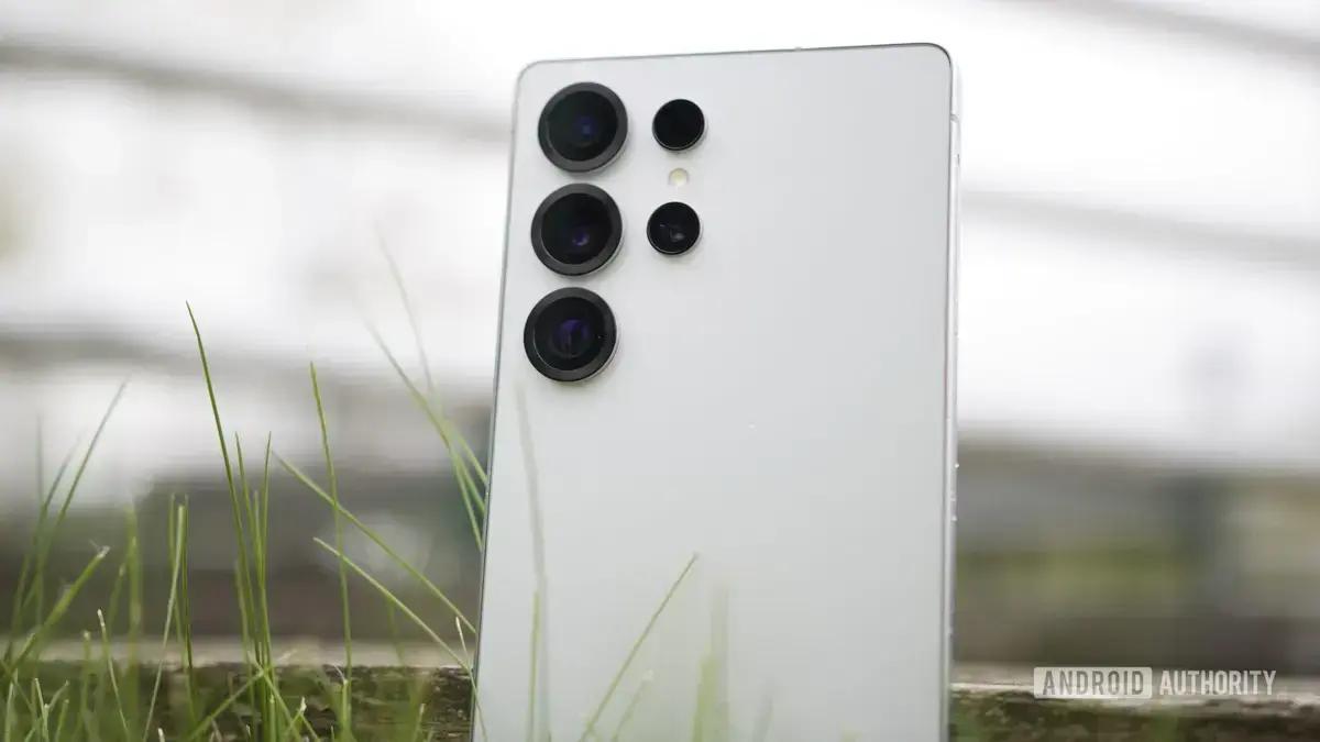 Atualização One UI 8 Beta causa bug na câmera de celulares Samsung
