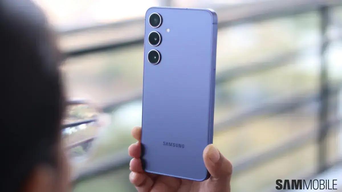 Samsung suspende atualização One UI 8 para Galaxy S24 já instalada