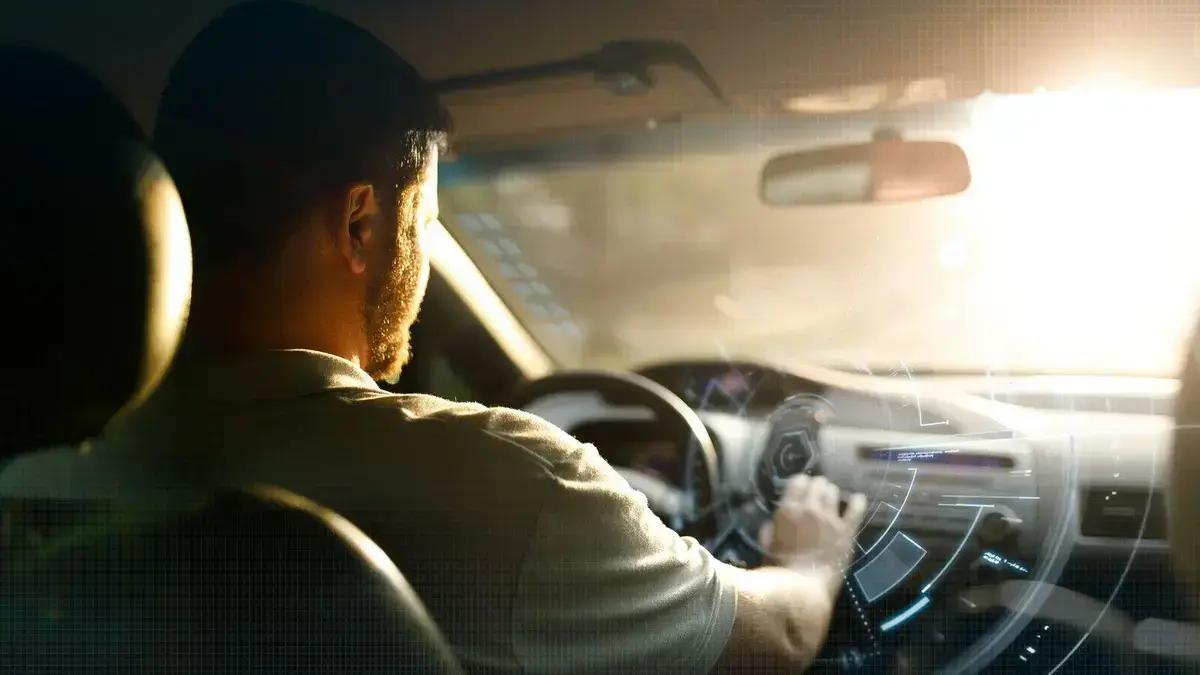 Como as novas tecnologias estão transformando os carros conectados e elétricos no Brasil