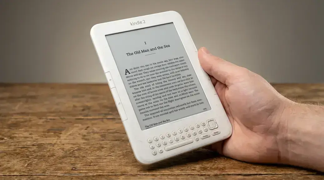 Kindles antigos perdem funções a partir de 20 de maio de 2026