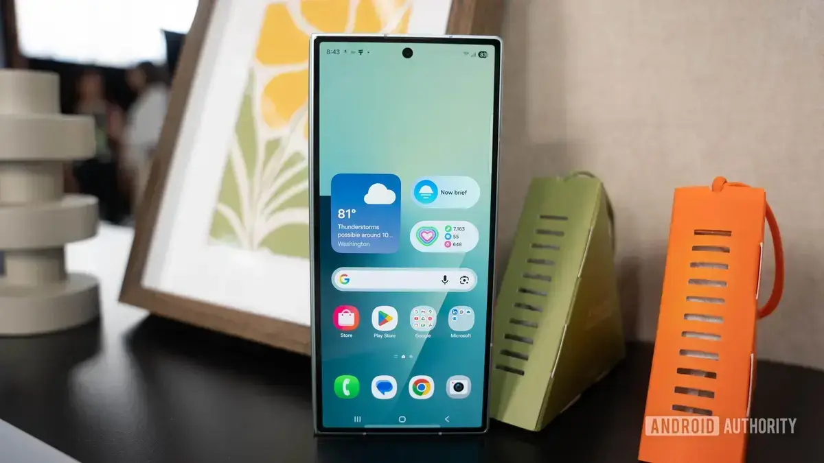Galaxy Z Fold 8 pode ter recorte menor na tela interna e melhorar a experiência