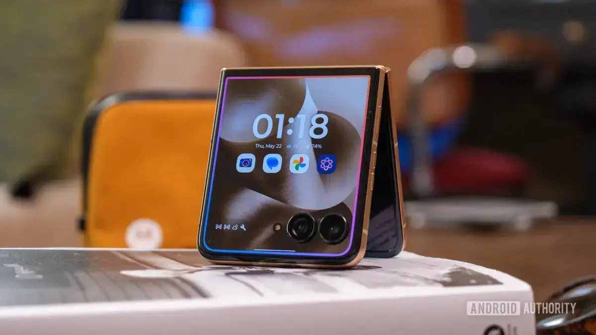 Motorola Razr Ultra 2026 pode repetir chip e ter pouca evolução, aponta leak