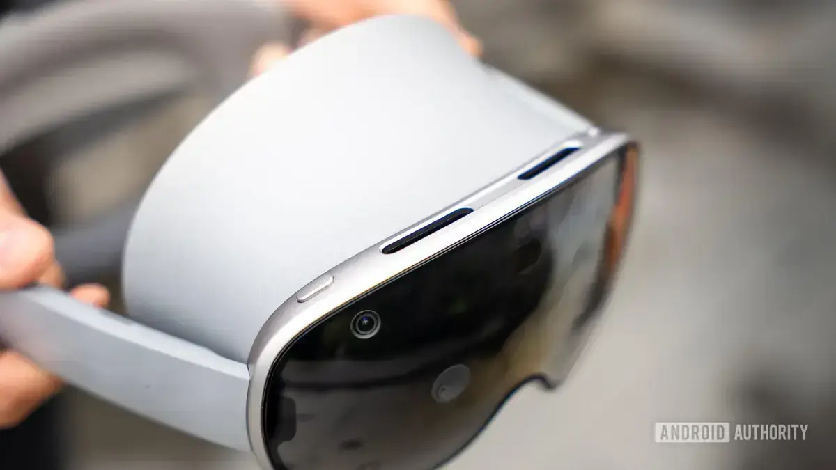 Galaxy XR tem falha de memória corrigida por patch urgente do Google