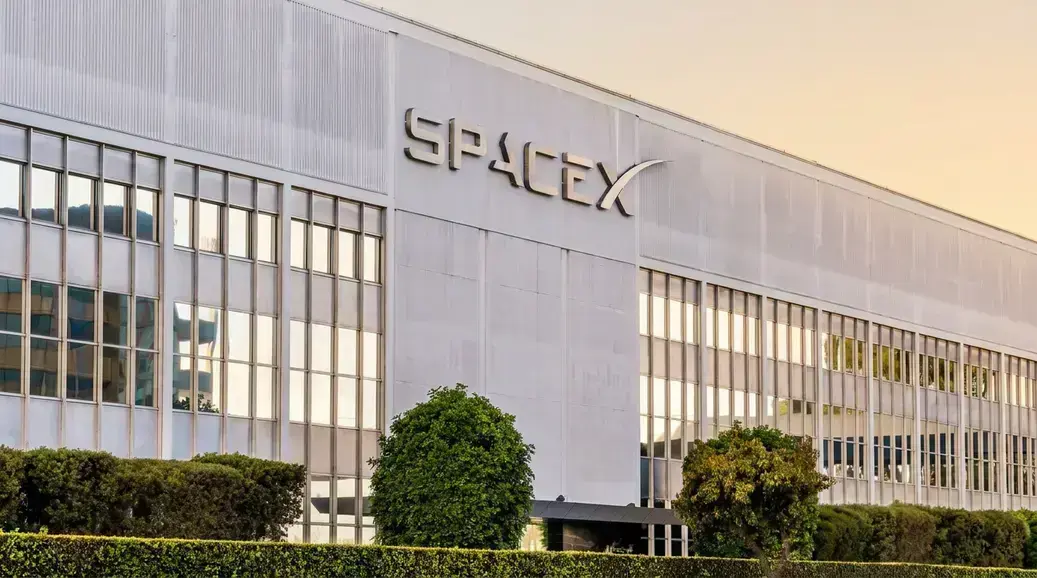 SpaceX libera wallpapers gratuitos da missão Starfall para celulares, tablets e computadores