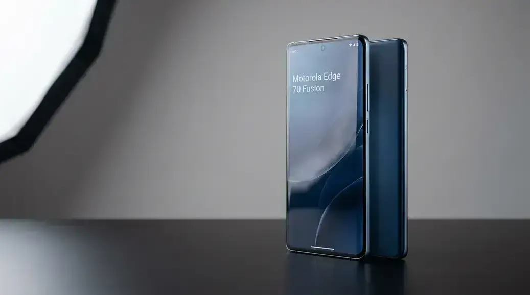 Motorola Edge 70 Fusion aparece com cupom e desconto na edição da Copa